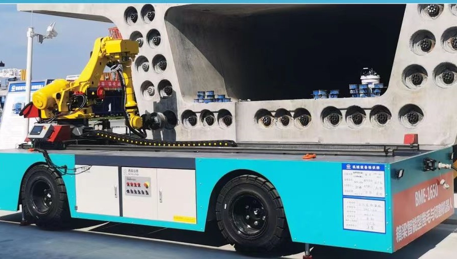 箱梁自動鑿毛機器人